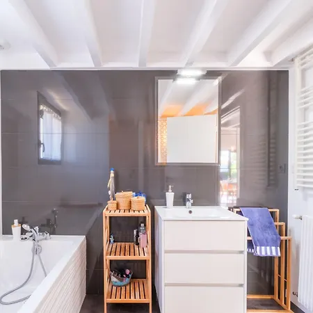Villa Cassy By Interhome
