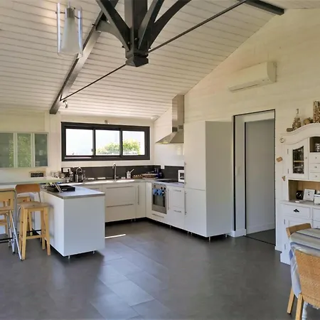 Villa Cassy By Interhome
