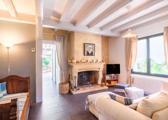 Villa Cassy By Interhome Lanton