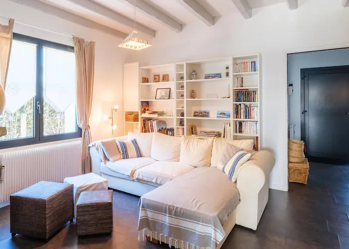 Villa Cassy By Interhome *