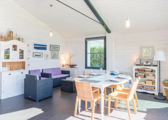 וילה Cassy By Interhome לנטון